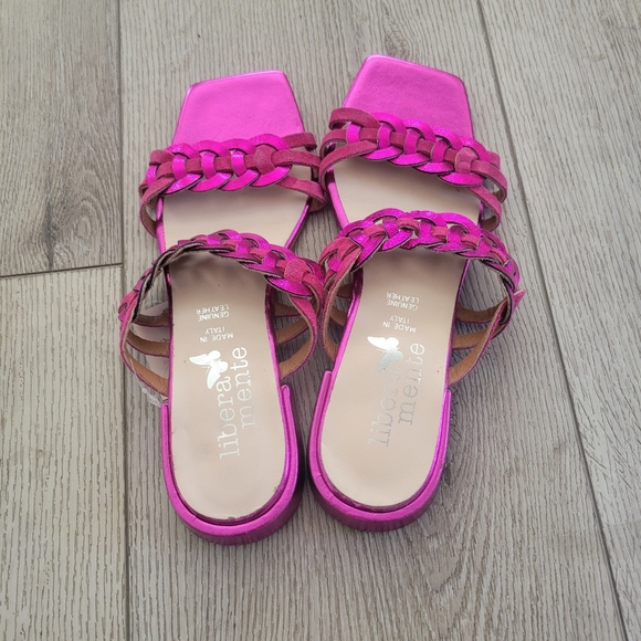 Libera Mente Fucsia Leather Woven Sandals - Picture 5 of 9